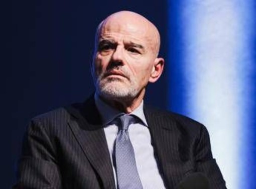 Gas, Descalzi: "Necessario sospendere bando Russia che scatterà il 1 gennaio 2027"﻿