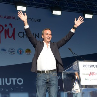 Vince Occhiuto, la Calabria resta al centrodestra