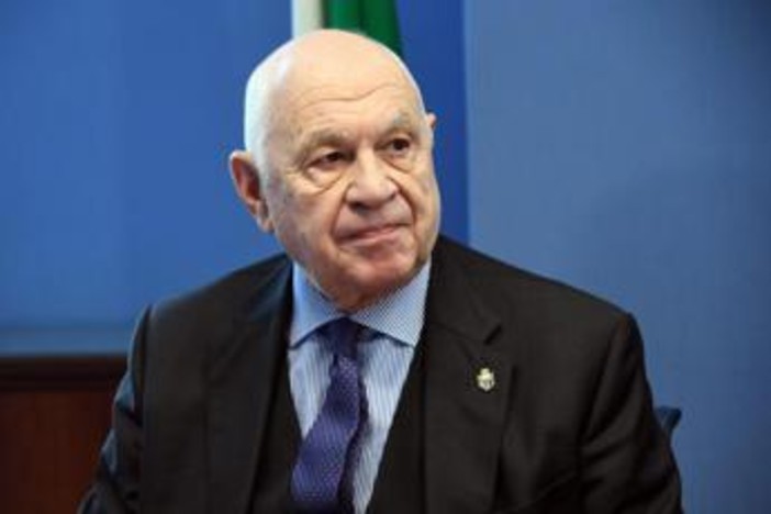 Giustizia, Nordio: "Riforma attentato alla Costituzione? Schizofrenia, Carta prevede modifica" Giustizia, Nordio: "Riforma attentato alla Costituzione? Schizofrenia, Carta prevede modifica"