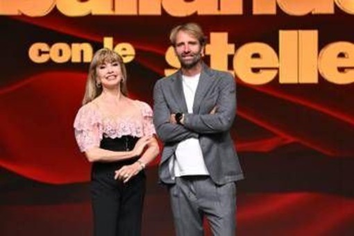 Ballando con le stelle, stasera 18 ottobre: Renato Zero ballerino per una notte Ballando con le stelle, stasera 18 ottobre: Renato Zero ballerino per una notte