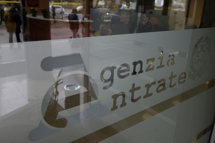 Ristrutturazione e residenza, da Agenzia Entrate chiarimenti sui tempi Ristrutturazione e residenza, da Agenzia Entrate chiarimenti sui tempi