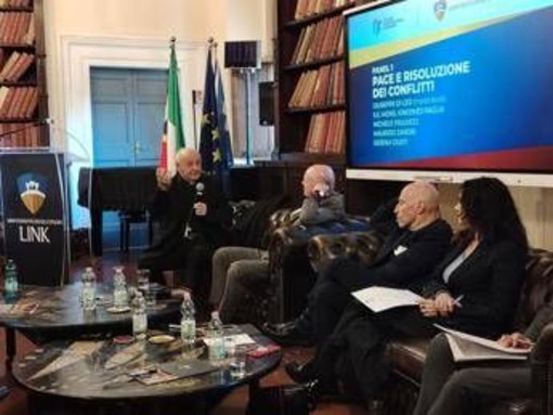 Pace, Paglia: "Manca visione universale politica, assistiamo a balcanizzazione del mondo"