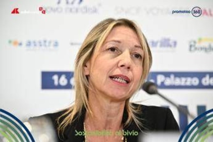 Marchini (Sanpellegrino): "Per noi la sostenibilità è impegno quotidiano nel prenderci cura dell'acqua" Marchini (Sanpellegrino): "Per noi la sostenibilità è impegno quotidiano nel prenderci cura dell'acqua"