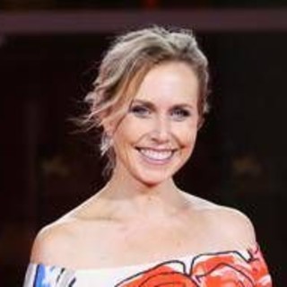 Margot Sikabonyi è mamma per la terza volta, il video annuncio dell'attrice Margot Sikabonyi è mamma per la terza volta, il video annuncio dell'attrice