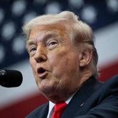 Iran, Trump sospende attacco: "Ci sono sviluppi positivi". Teheran avverte: "Non fate un altro errore strategico" Iran, Trump sospende attacco: "Ci sono sviluppi positivi". Teheran avverte: "Non fate un altro errore strategico"