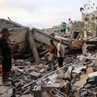 Gaza, "77 palestinesi uccisi in un giorno". Hamas: "Da mediatori nessuna nuova proposta"