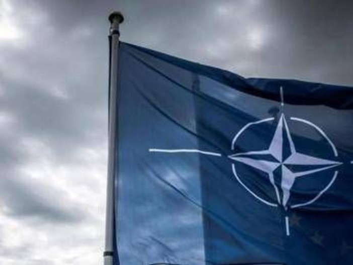 Nato divisa su risposta a Russia, cosa succede se Putin provoca: lo scenario