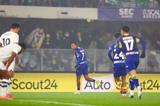 Prima vittoria in campionato per il Verona, l’Atalanta cade al Bentegodi Prima vittoria in campionato per il Verona, l’Atalanta cade al Bentegodi