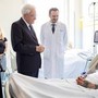 Auto sulla folla a Modena, cinque feriti ancora ricoverati: Mattarella e Meloni in visita