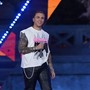 Samurai Jay, problemi tecnici durante il concerto: "È stonato pure con l'autotune" Samurai Jay, problemi tecnici durante il concerto: "È stonato pure con l'autotune"