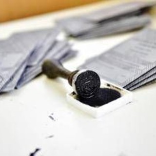 Elezioni Valle d'Aosta, primi dati: Union Valdotaine in vantaggio Elezioni Valle d'Aosta, primi dati: Union Valdotaine in vantaggio