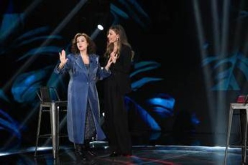 Belve, Fagnani e la domanda 'mancata' per Stefania Sandrelli: &quot;Come ho potuto?&quot;