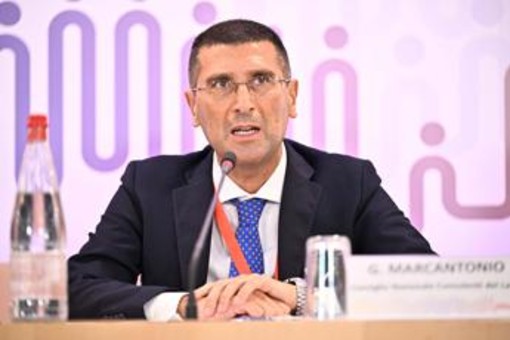 Marcantonio (Cno Consulenti lavoro): "Organizzare lavoro su longevità e governare tecnologia" Marcantonio (Cno Consulenti lavoro): "Organizzare lavoro su longevità e governare tecnologia"