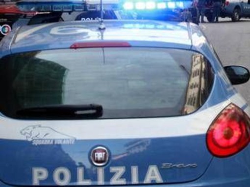Bologna, 23enne rapito e colpito con un machete: chiesto riscatto, arrestati 3 sequestratori Bologna, 23enne rapito e colpito con un machete: chiesto riscatto, arrestati 3 sequestratori