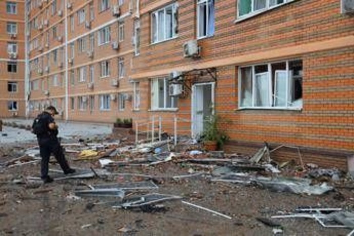 Ucraina, cresce in Ue consenso su prestito con asset russi. Macron frena