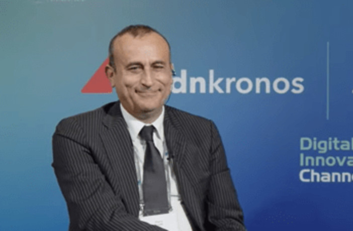 Comolake, Nobile (Agid): "Dibattito che c'è oggi su Ai si basa su rischi, ma rimane ausilio"