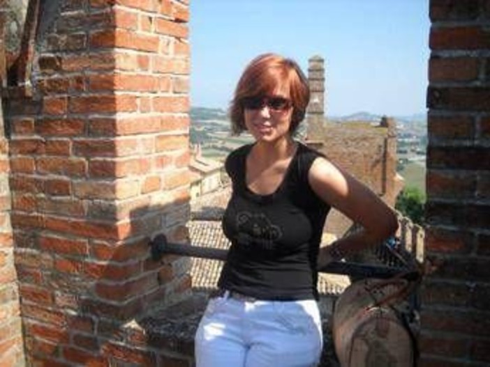 Sharon Verzeni, Sangare ritratta anche in aula: "Non l'ho uccisa io" Sharon Verzeni, Sangare ritratta anche in aula: "Non l'ho uccisa io"