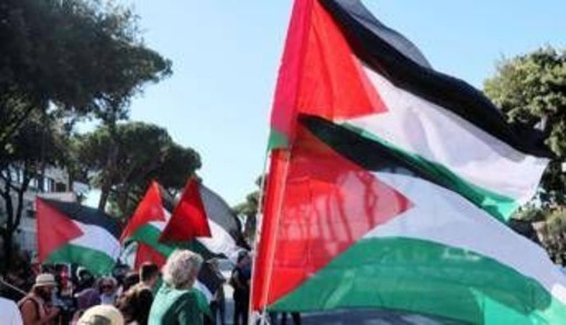 Sciopero per Gaza, corteo pro Pal a Coverciano: "Italia-Israele non deve giocarsi"