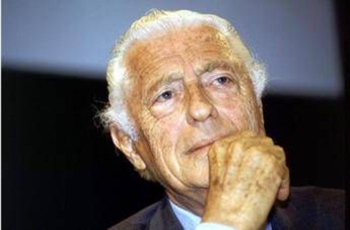 Eredità Agnelli, spunta bozza su cessione quote Dicembre a Edoardo