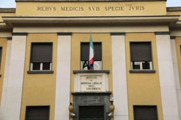 Focolaio di tubercolosi all'Istituto di Medicina legale di Milano, fino a 3 settimane per chiarire il quadro
