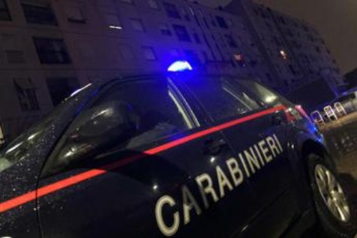 Omicidio nel Torinese, ucciso in strada a Collegno: aggressore in fuga