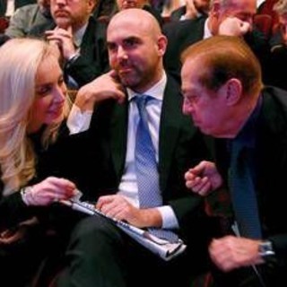 Forza Italia, chiusa a Milano la 3 giorni per anniversario discesa in campo Berlusconi Forza Italia, chiusa a Milano la 3 giorni per anniversario discesa in campo Berlusconi