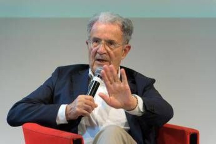 Prodi: "Alternativa al governo è scarsa, non ha forza né visione"