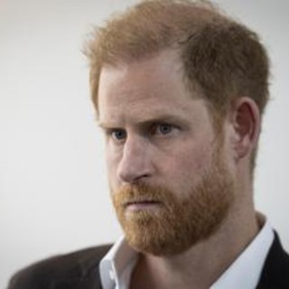 Harry soggiornerà a Buckingham Palace, i figli potrebbero raggiungerlo e incontrare Re Carlo
