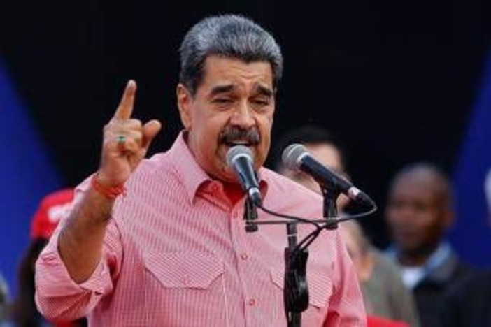 Venezuela, Maduro a Trump: "Pronto a faccia a faccia, no alternative a pace"