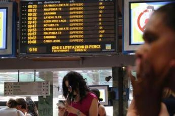 Treni a rischio per 24 ore: sciopero 27-28 febbraio, cosa sapere prima di partire Treni a rischio per 24 ore: sciopero 27-28 febbraio, cosa sapere prima di partire
