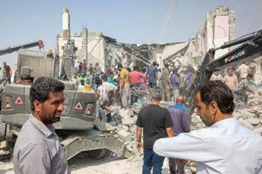 Scuola bombardata in Iran, Nyt: "Potrebbero essere stati gli Usa a colpirla" Scuola bombardata in Iran, Nyt: "Potrebbero essere stati gli Usa a colpirla"