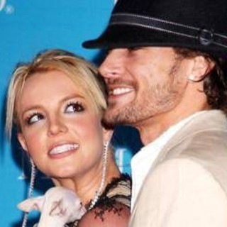 L'ex marito di Britney Spears rompe il silenzio: "Situazione al limite"