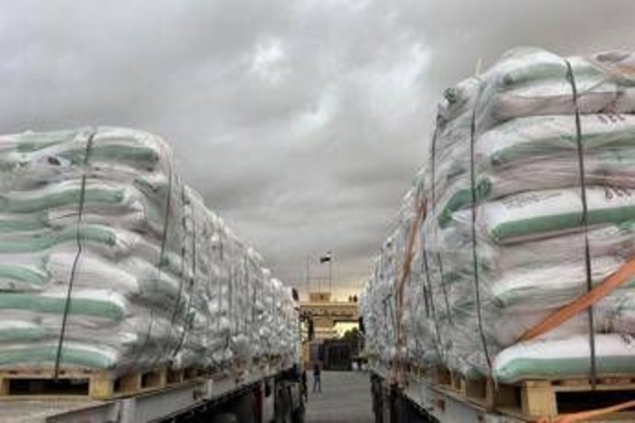 Gaza, Israele annulla le sanzioni e riapre il valico di Rafah per consegnare gli aiuti