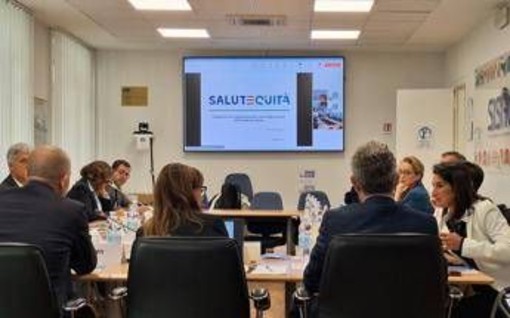 Salutequità: "Nonostante ingenti risorse Pnrr, gestione cronicità su territorio peggiora"