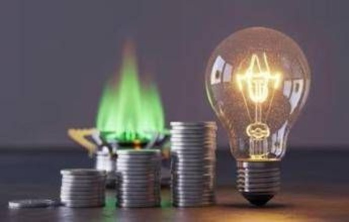 Iran, effetto guerra sui conti degli italiani: in due mesi 'in fumo' 1,7 miliardi tra bollette, carburante e mutui