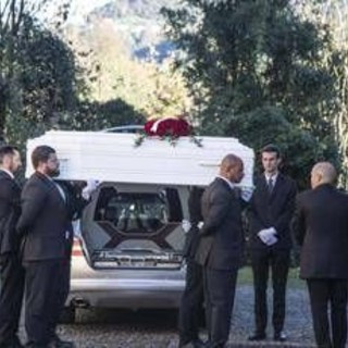 Femminicidio Pamela Genini, il parroco: "Era un raggio di sole, sfigurata da egoismo e prepotenza"