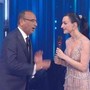 Arisa offre tranquillanti a Carlo Conti... ma è FantaSanremo