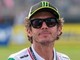 Valentino Rossi leggendario, trionfo a Indianapolis 17 anni dopo lo storico duello con Hayden Valentino Rossi leggendario, trionfo a Indianapolis 17 anni dopo lo storico duello con Hayden