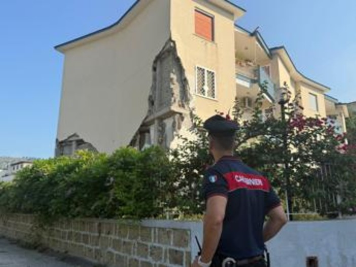 Campi Flegrei, oggi due nuove scosse di minore intensità Campi Flegrei, oggi due nuove scosse di minore intensità