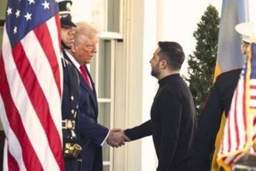 Ucraina, droni per Trump. Delegazione Kiev a Washington per definire accordo