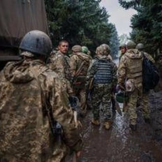 Ucraina lancia controffensiva a Pokrovsk: "Stiamo respingendo truppe russe"