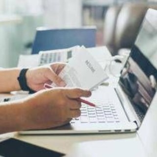 Cloudflare down e problemi oggi per web e app, perché si ferma tutto