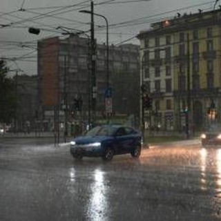 Piogge e temporali violenti, cambio meteo netto sull'Italia: le previsioni