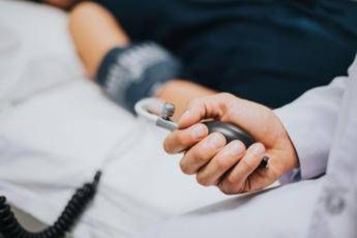 Pressione alta, anche i bimbi sono ipertesi: casi raddoppiati in 20 anni