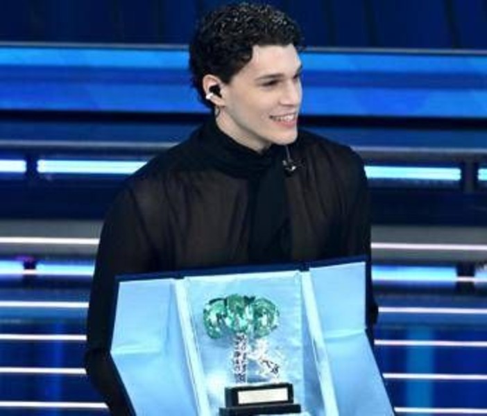 Sanremo, Nicolò Filippucci vince tra Nuove Proposte: chi è Sanremo, Nicolò Filippucci vince tra Nuove Proposte: chi è