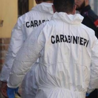Spara e uccide ladro nel cortile di casa a Cuneo, il legale del 35enne: "È distrutto, gli è caduto il mondo addosso" Spara e uccide ladro nel cortile di casa a Cuneo, il legale del 35enne: "È distrutto, gli è caduto il mondo addosso"