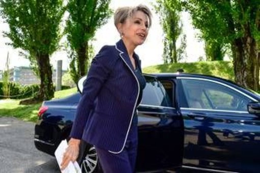 Marina Berlusconi: "La giustizia come la luna ha due facce, convinta della necessità di una riforma" Marina Berlusconi: "La giustizia come la luna ha due facce, convinta della necessità di una riforma"