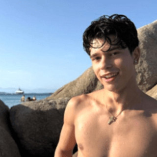 È morto Luigi Nativi, il tiktoker aveva 18 anni: l'addio dell'amica Alice Mordenti