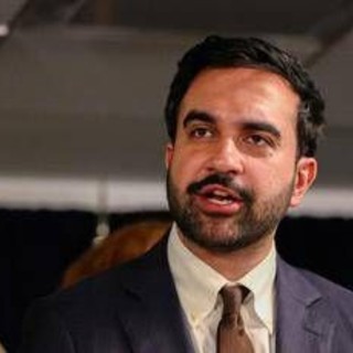 New York, Mamdani diserta la parata per il Columbus Day: polemiche nella comunità italoamericana
