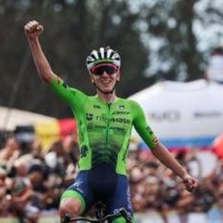 Mondiali, bis iridato per Tadej Pogacar nella prova in linea